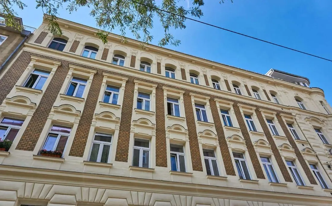 Design Europa Apartment Vienna