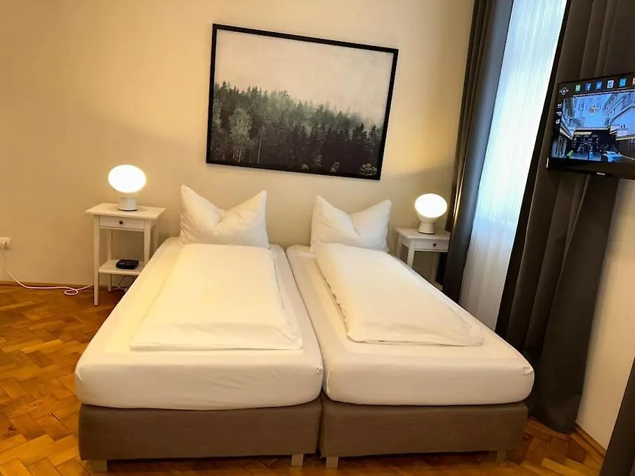 Design Europa Apartment Vienna