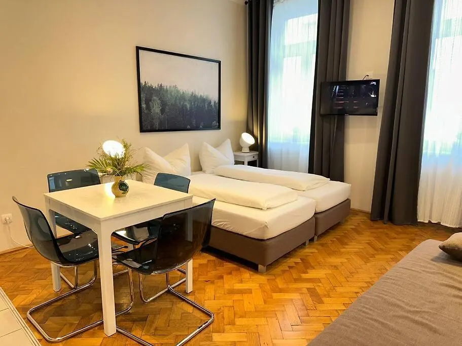 Design Europa Apartment Vienna